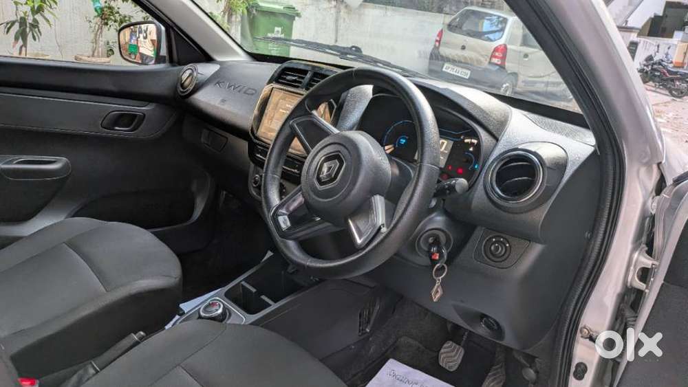 Renault Kwid Rxt Amt Climber (automatic), 2023, Petrol