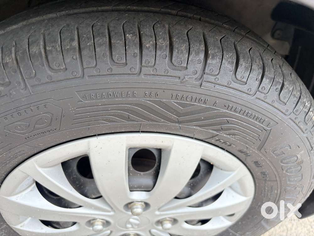 Hyundai I10 Sportz, 2015, Petrol