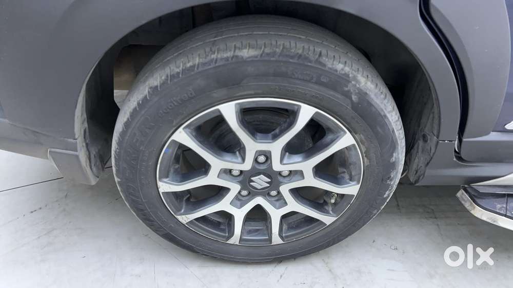 Maruti Suzuki Xl6 1.5 Alpha Plus Mt, 2022, Petrol