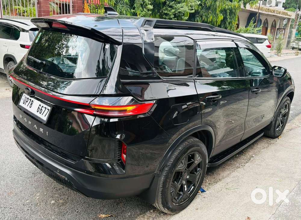 Tata Safari Adventure Plus Dark Edition, 2025, Diesel