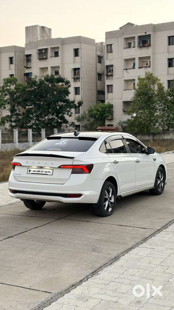 Skoda Slavia 1.0 Ambition Tsi, 2022, Petrol