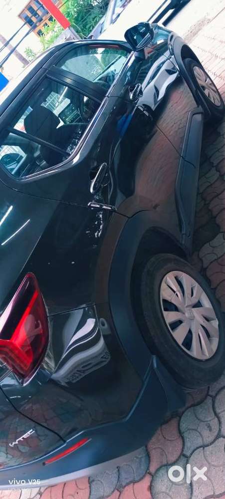 Honda Elevate V Mt, 2023, Petrol