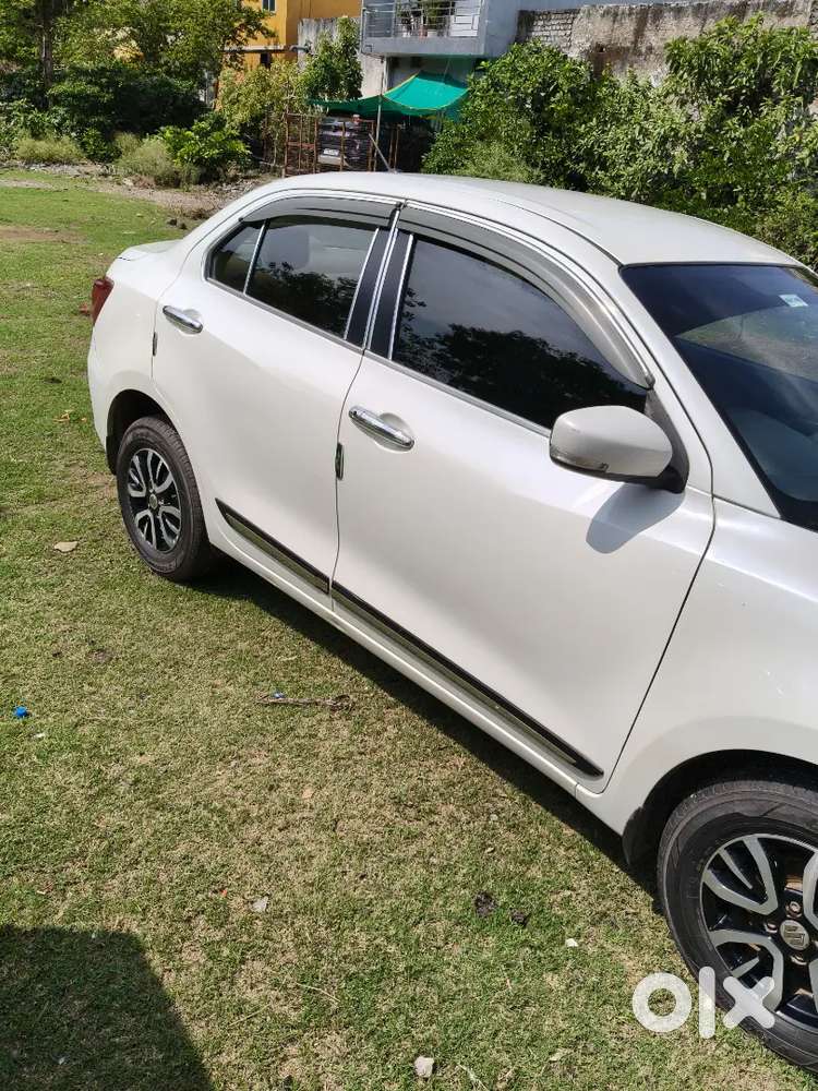 Maruti Suzuki Dzire 2022 Petrol 86000 Km Driven