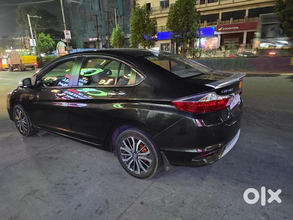 Honda City Zx 2017 Petrol Mint Condition