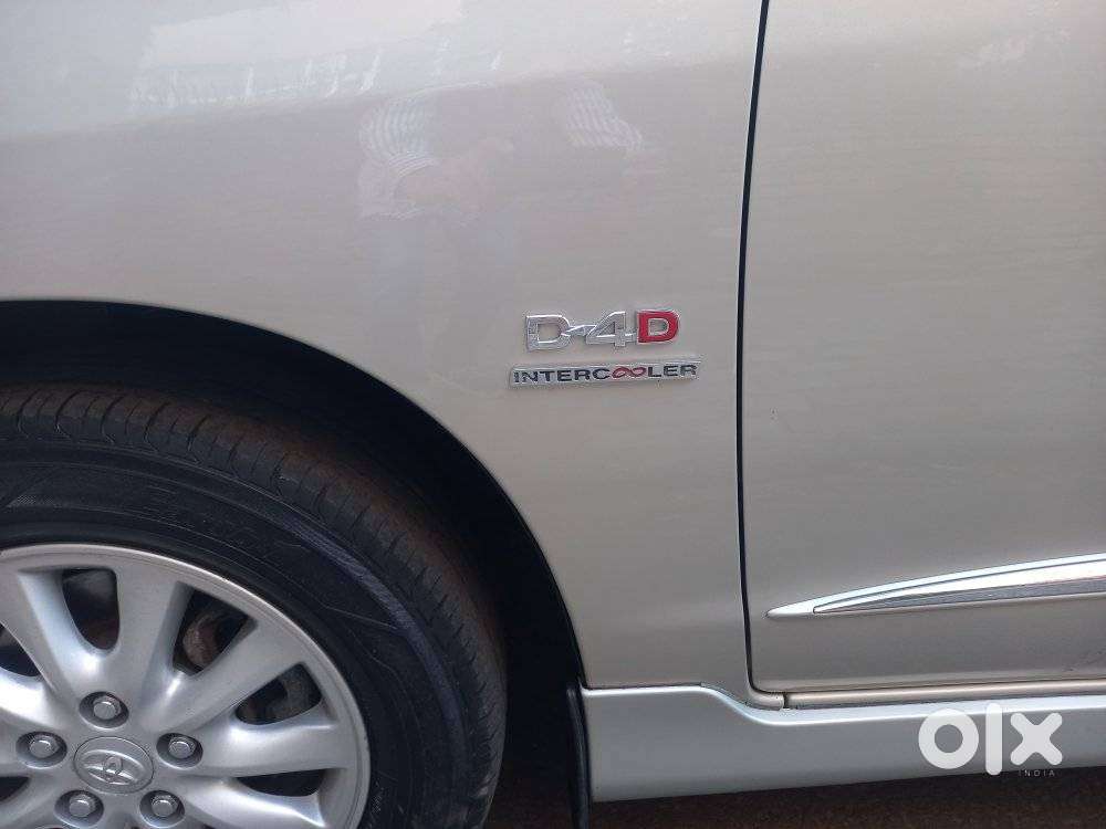 Toyota Innova 2.5 Z Diesel 7 Seater, 2014, Diesel