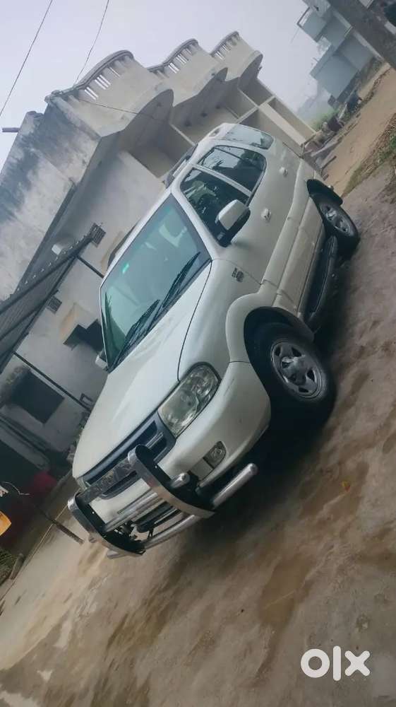 Tata Safari 12 Model   70000