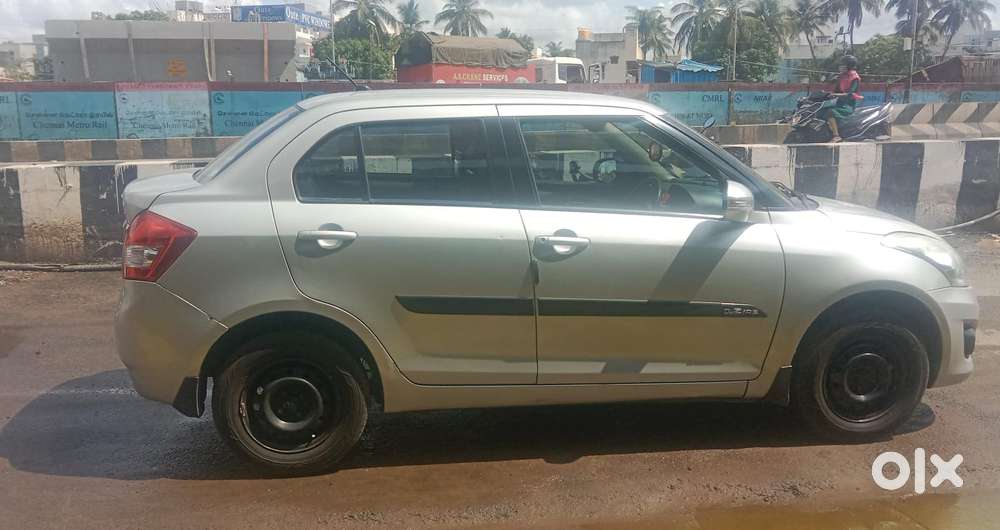 Maruti Suzuki Swift Dzire 1.2 Vxi Bsiv, 2013, Petrol