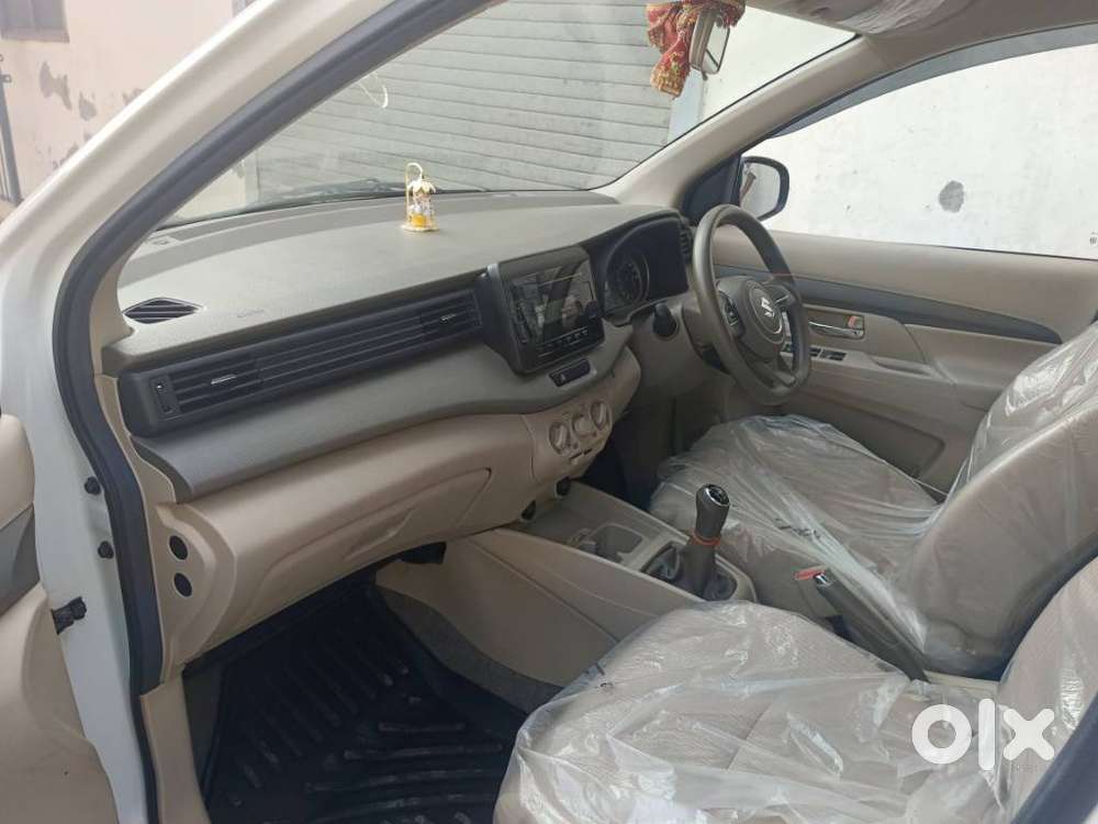 Maruti Suzuki Ertiga 1.4 Vxi Cng Anniversary Edition, 2024, Cng & Hy..