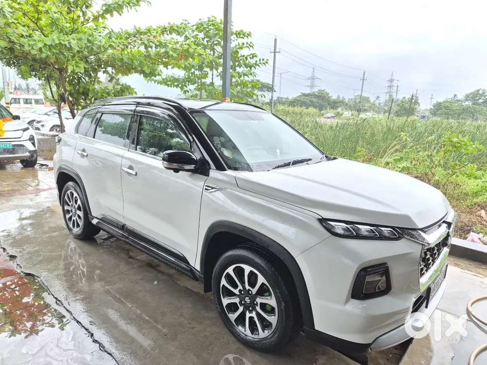 Maruti Suzuki Grand Vitara Top Model 4x4 Drive Mode Alpha Dual Tone