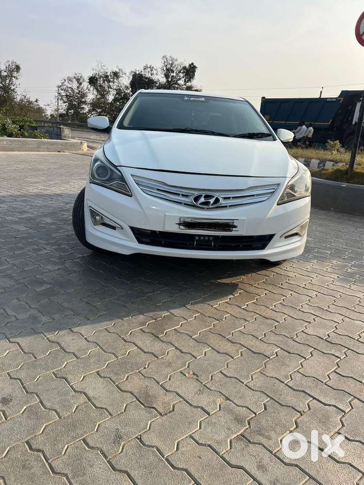 Hyundai Fluidic Verna 2015 Diesel Well Maintained