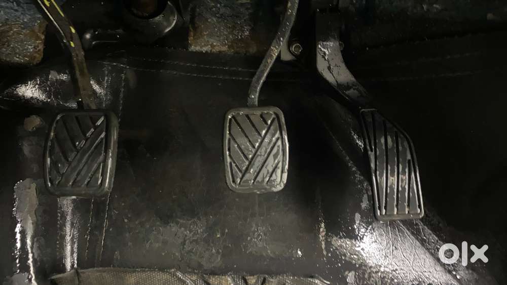 Maruti Suzuki Vitara Brezza 1.5 Vxi At, 2023, Petrol