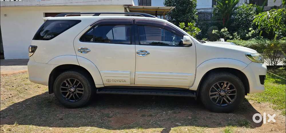 Toyota Fortuner Diesel Automatic 2015