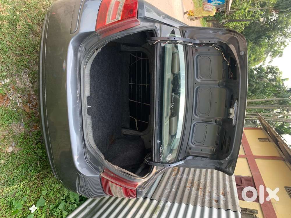 Ford Fiesta 1.4 Zxi 2015