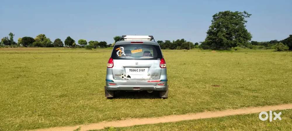 Maruti Suzuki Ertiga 2012 Diesel 235000 Km Driven