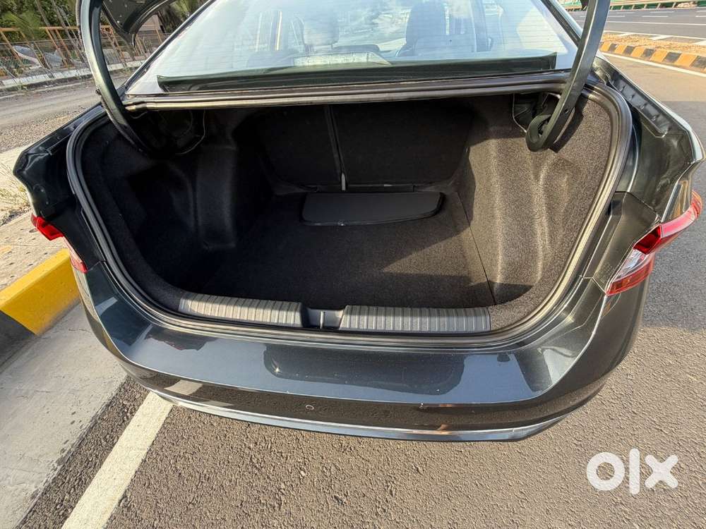 Skoda Slavia 2023 Petrol Automatic Low Kms Under Warranty