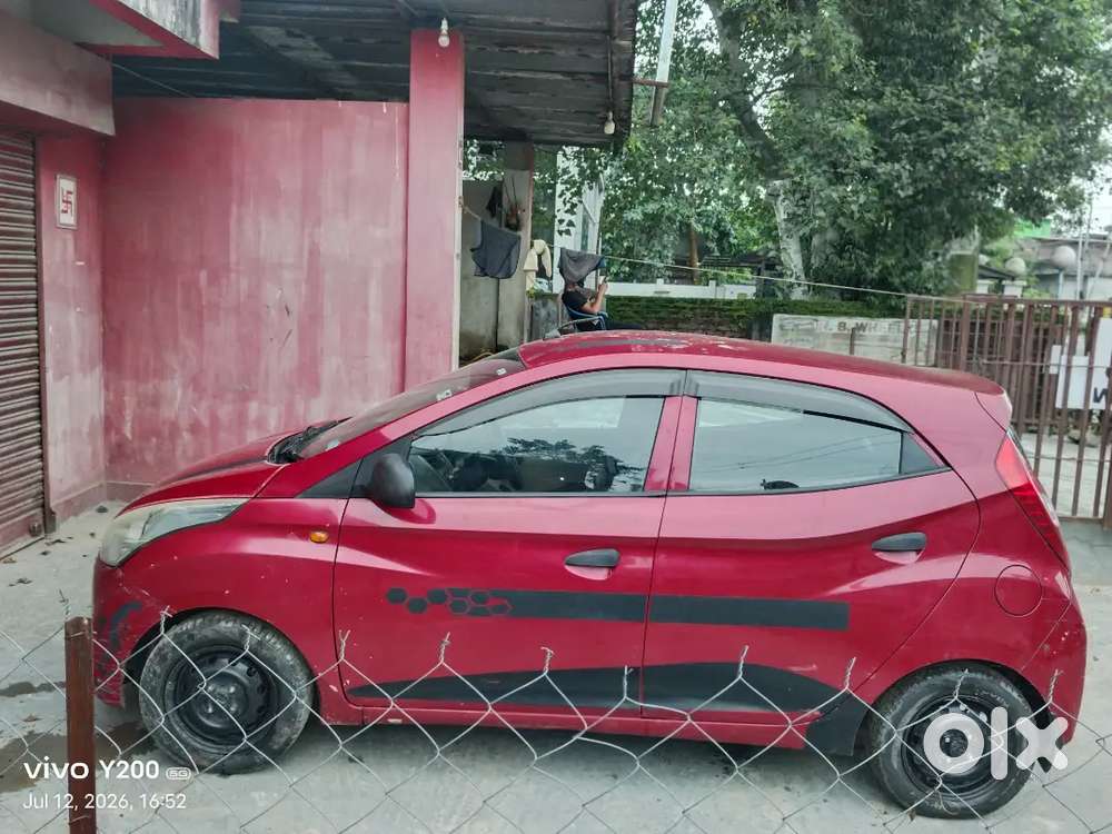 Hyundai Eon Plus 2016 Km Driven
