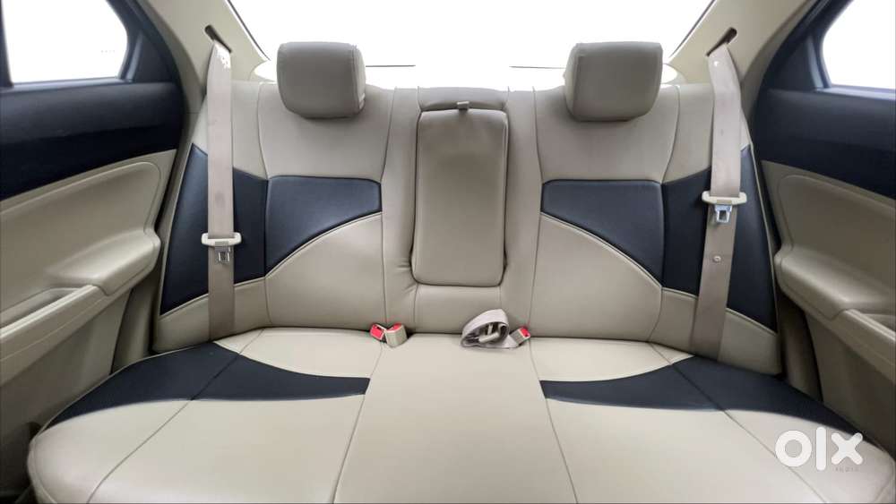 Maruti Suzuki Dzire 1.2 Vxi, 2017, Petrol
