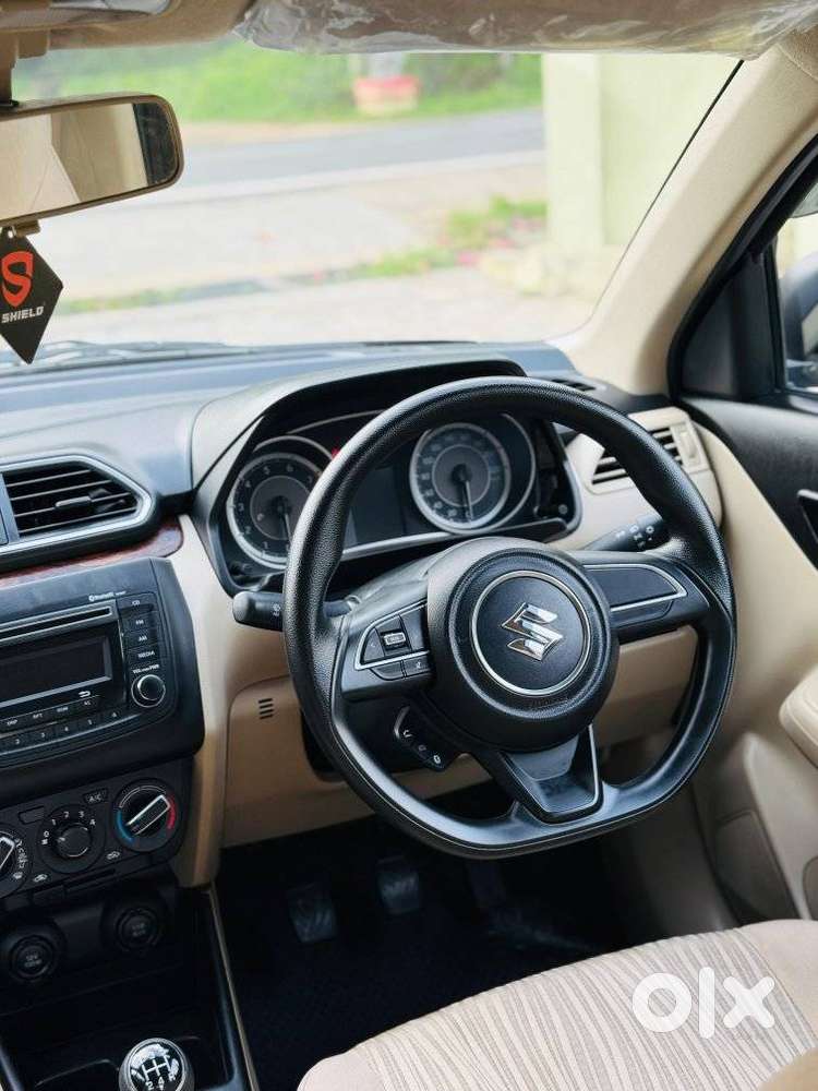 Maruti Suzuki Swift Dzire Vxi Optional, 2017, Petrol