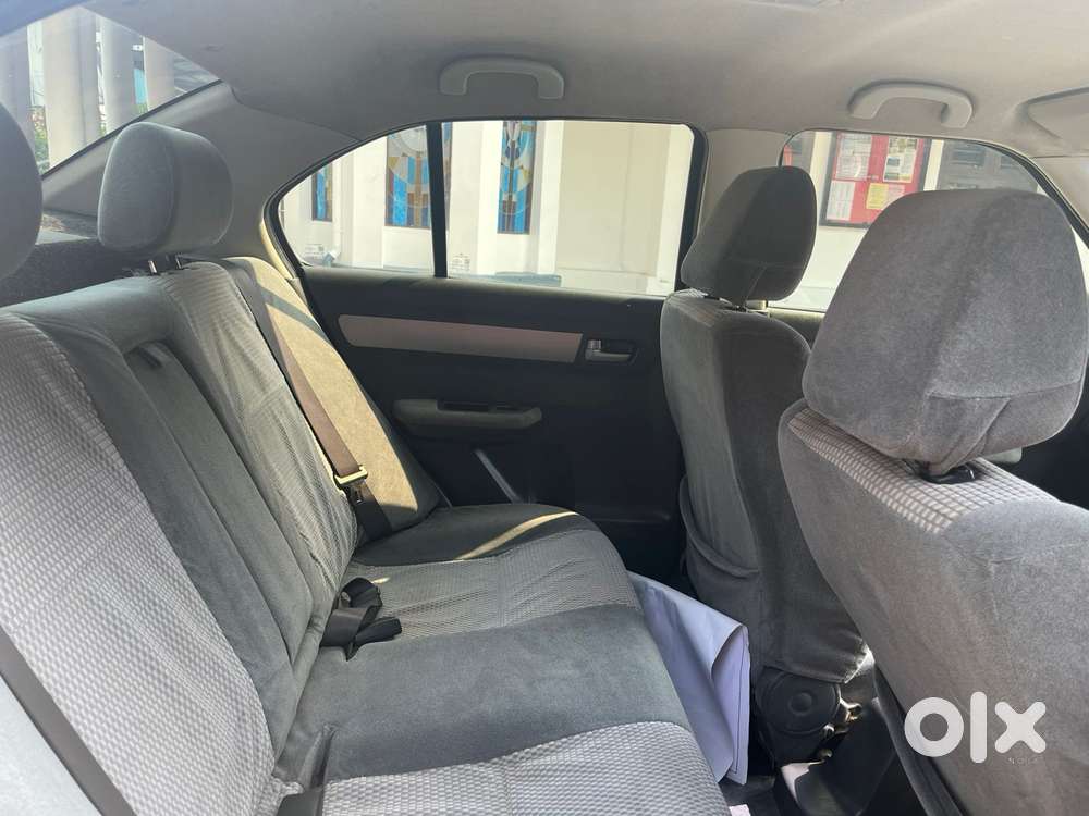 Maruti Suzuki Swift Dzire, 2009, Petrol