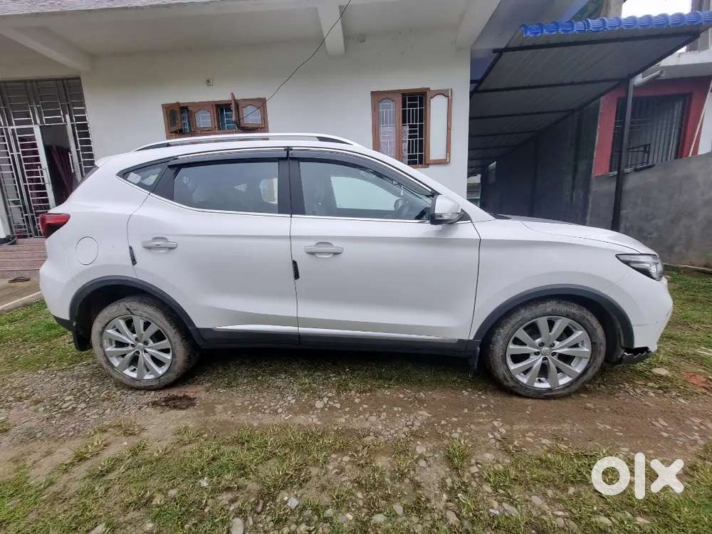 Mg Astor 2023 Petrol 30400 Km Driven