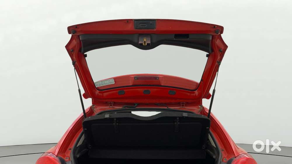 Maruti Suzuki Baleno 1.2 Cvt Zeta, 2017, Petrol