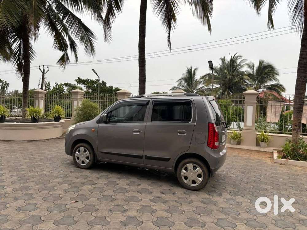 Maruti Suzuki Wagon R Vxi 1.0, 2015