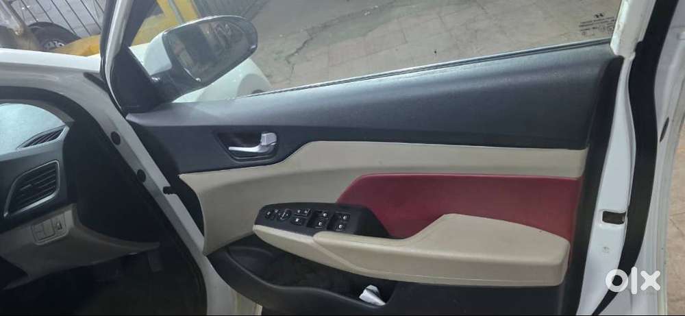 Hyundai Verna 1.6d Sx Diesel Automatic