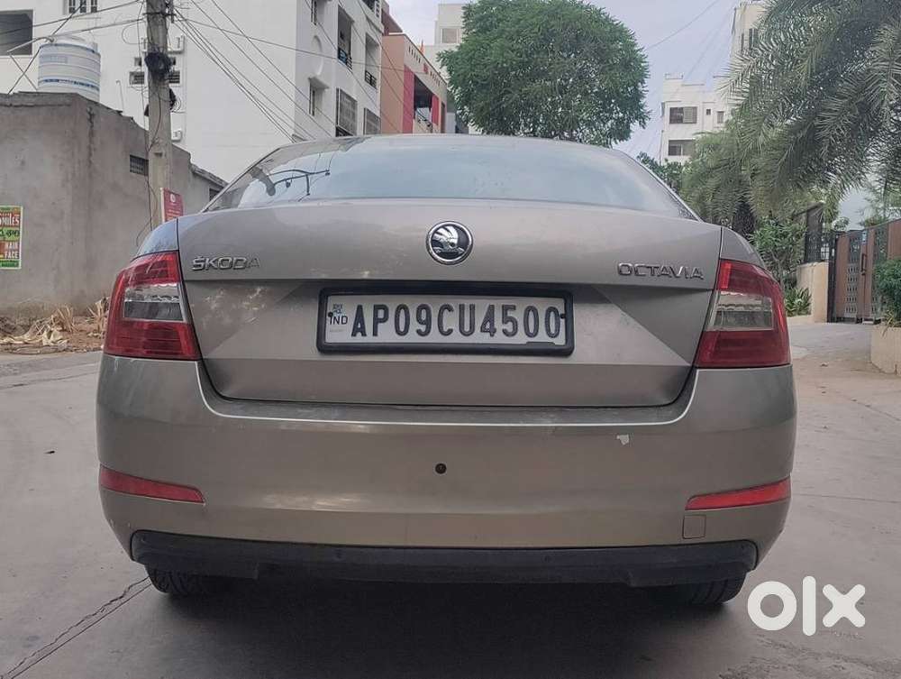 Skoda Octavia 2.0 Elegance Tdi Cr At, 2013, Diesel