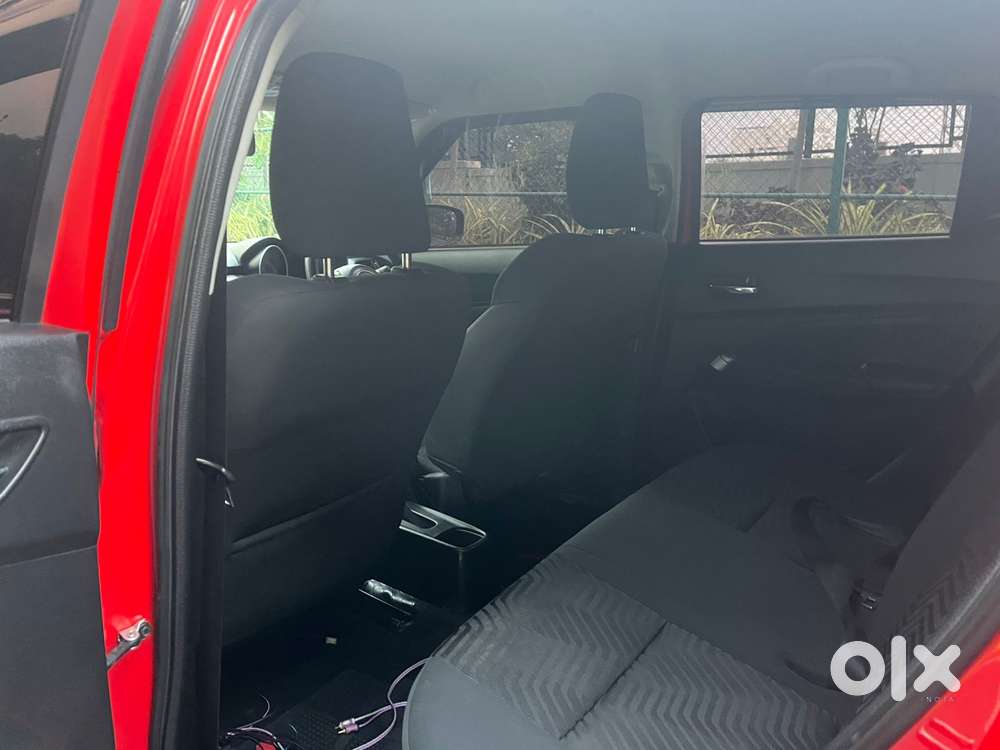 Maruti Suzuki Swift, 2022, Petrol