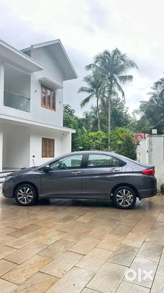 Honda City 1.5 V 2017