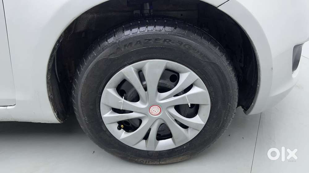Maruti Suzuki Swift Vvt Vxi, 2014, Petrol