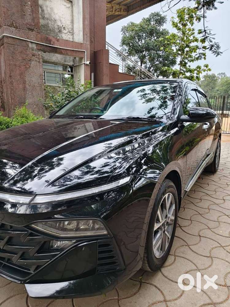 Hyundai Verna 1.5 Sx Petrol Mt, 2023, Petrol