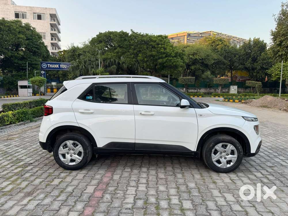 Hyundai Venue S 1.2 Petrol, 2021, Petrol