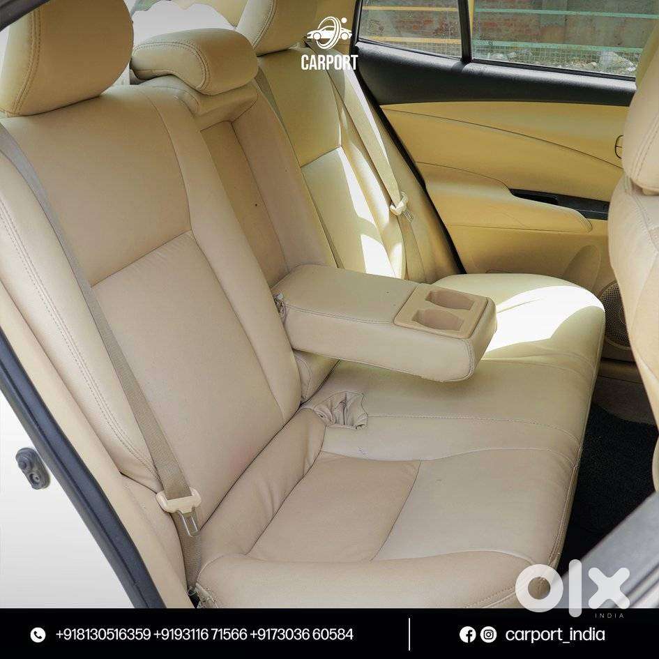 Toyota Yaris J Cvt, 2019, Petrol