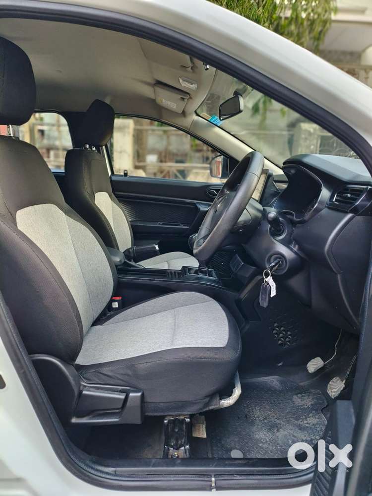 Renault Kiger Rxe, 2023, Petrol