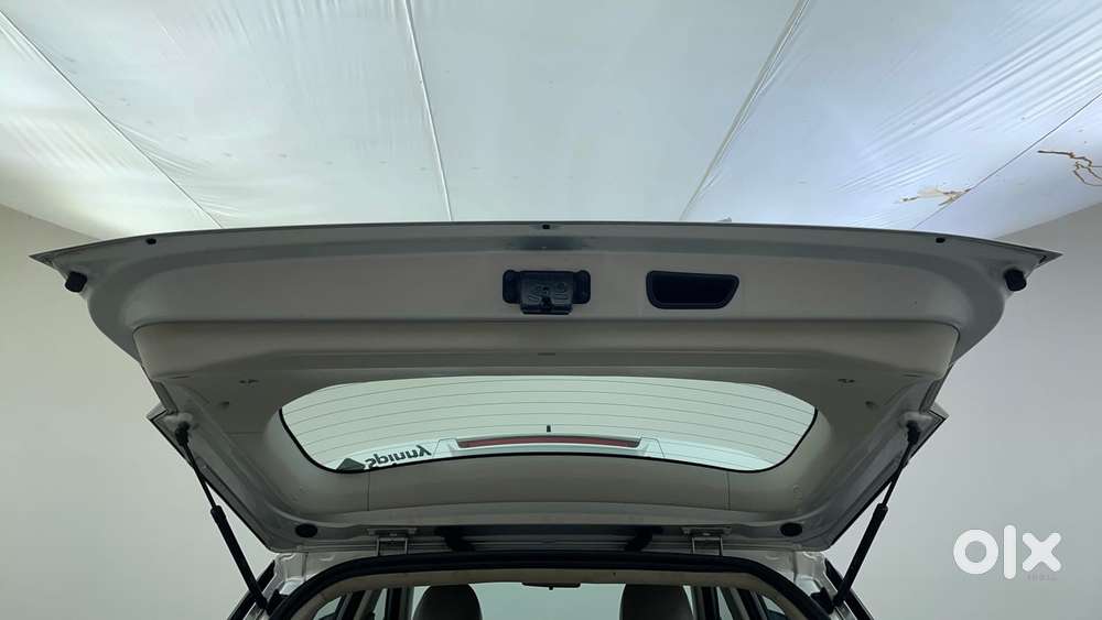 Mahindra Xuv300 W8, 2019, Petrol