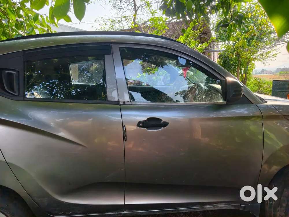 Mahindra Kuv 100 2016 Petrol Car