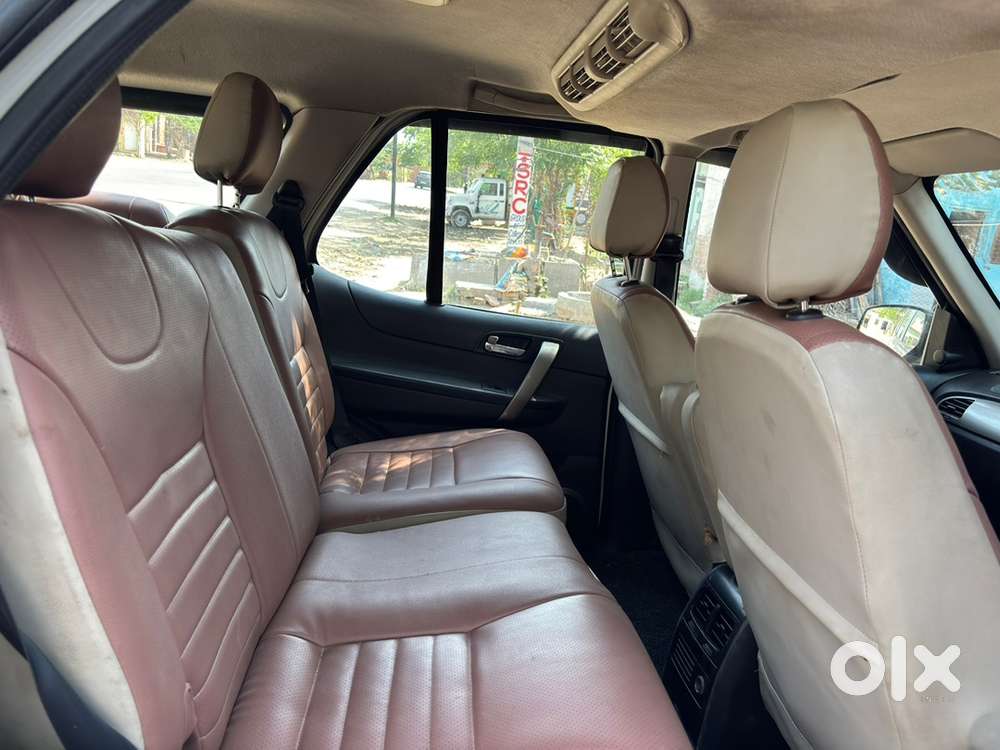 Tata Safari Storme 2018