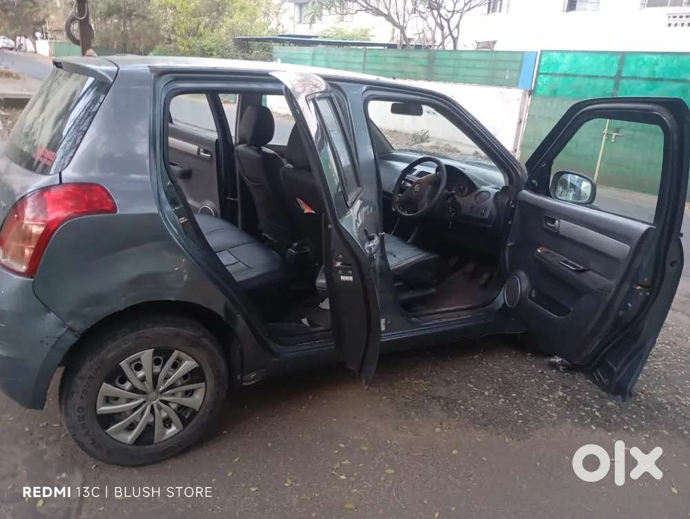Maruti Suzuki Swift 2007 Diesel 97854 Km Driven
