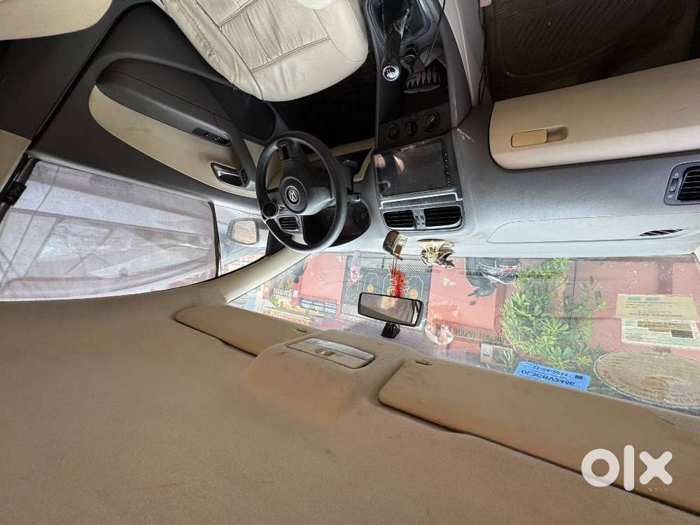 Premium German Car Limited Edition Model Vw Vento Ipl Edition