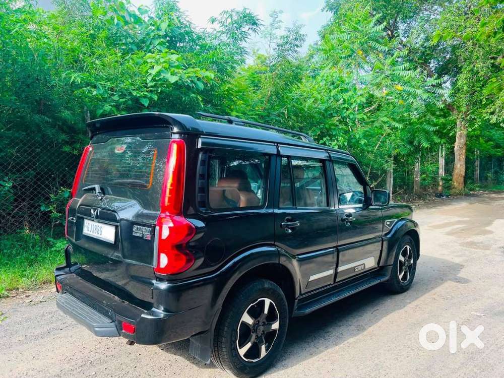 Mahindra Scorpio Classic 2.2 S 11 Mt 7 Cc, 2024, Diesel