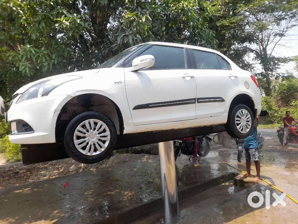 Maruti Suzuki Swift Dzire 2016 Petrol Well Maintained