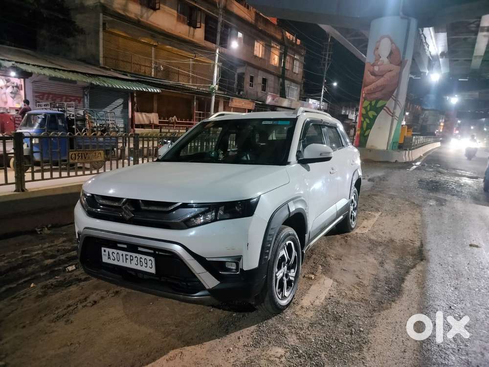 Maruti Suzuki Brezza 1.5 Lxi Smart Hybrid, 2023, Petrol