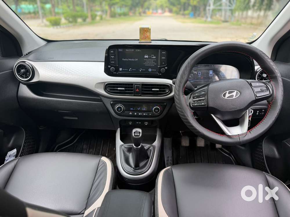 Hyundai Exter Sx 1.2 Mt Dual Tone, 2025, Cng & Hybrids