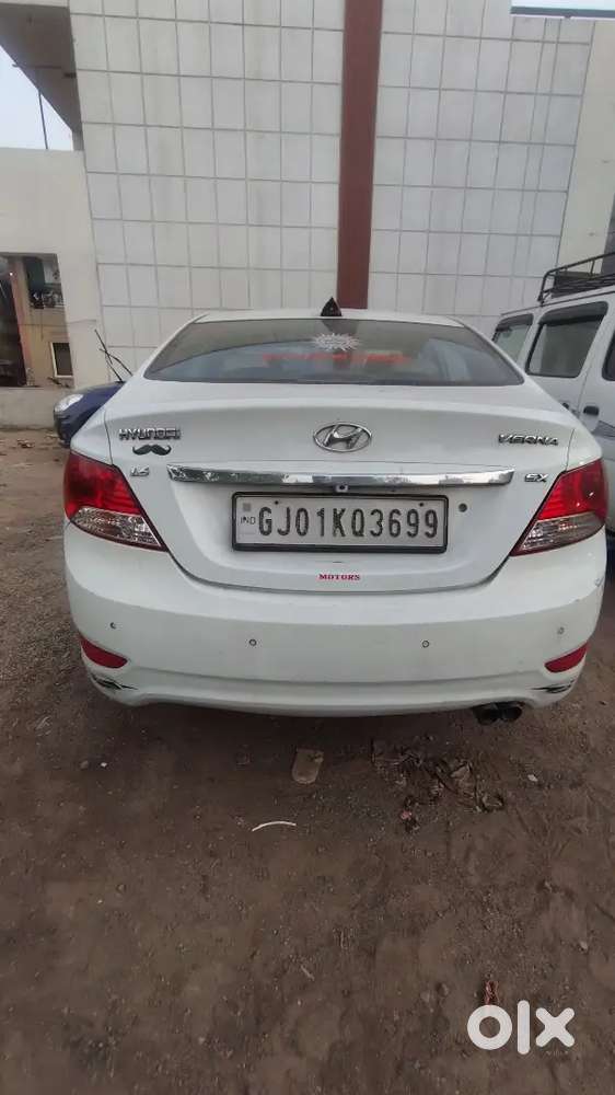 Hyundai Verna 2012
