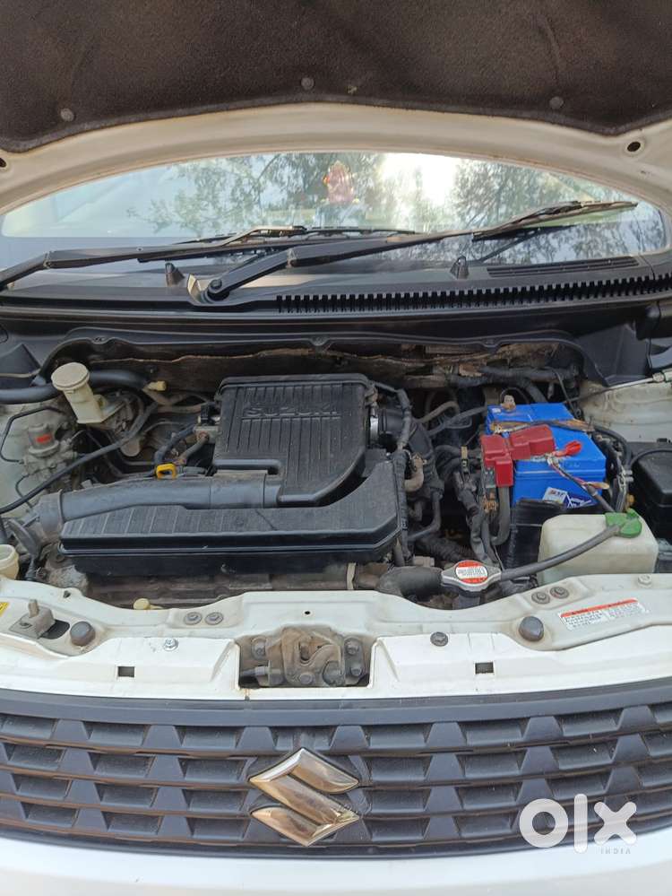 Maruti Suzuki Ertiga 2012-2015 Lxi Cng, 2014, Cng & Hybrids