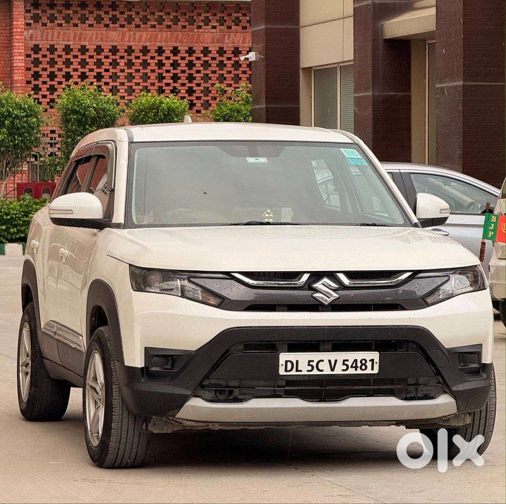 Maruti Suzuki Brezza Vxi At, 2023, Petrol