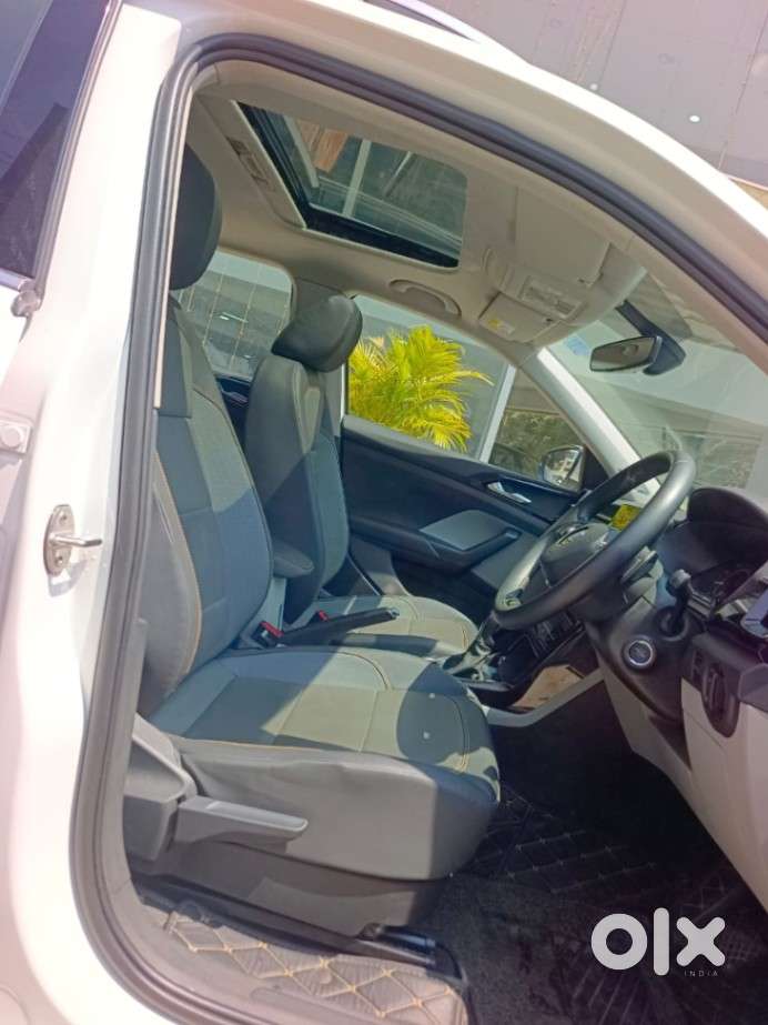 Skoda Kushaq 1.0 Tsi Style At, 2022, Petrol