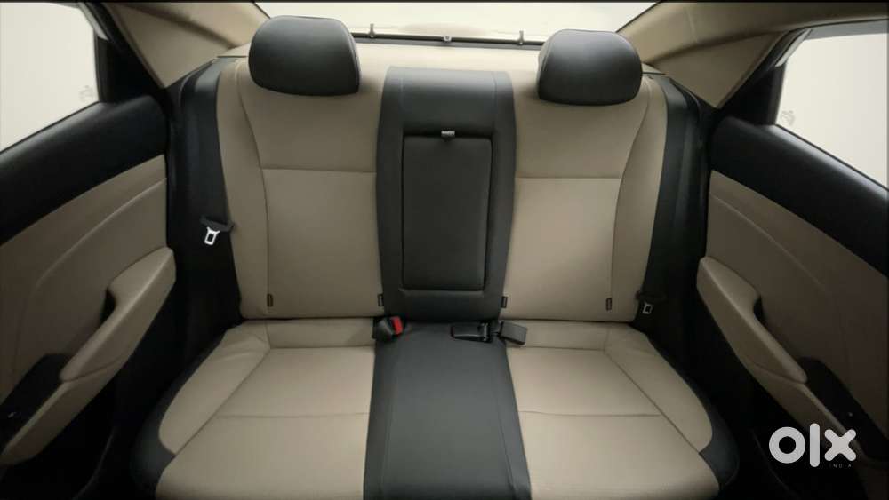 Hyundai Verna 1.5 Mpi Mt Sx (o), 2022, Petrol