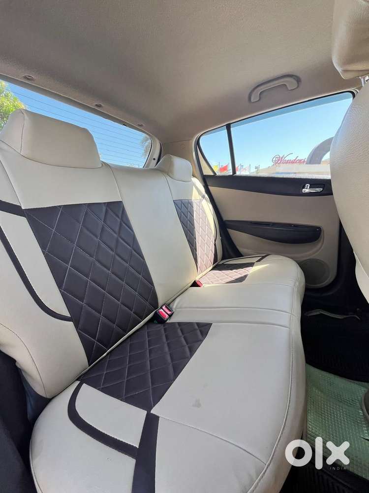 Hyundai I20 Magna 1.2 Mt, 2011, Petrol